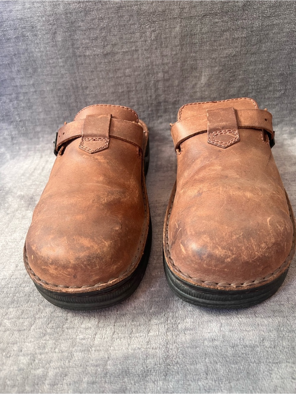 Naot Fiord Clogs Mens EU 45 US 12 Crazy Horse Leather Slip On Mule Buckle Strap - Picture 3 of 16